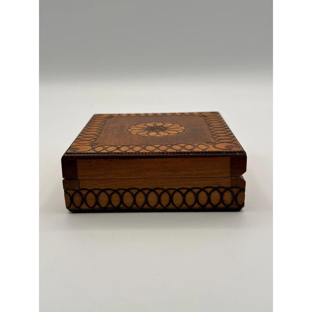 Vintage Hand Burned Pyrography Jewelry Box Small Wooden Trinket  Storage